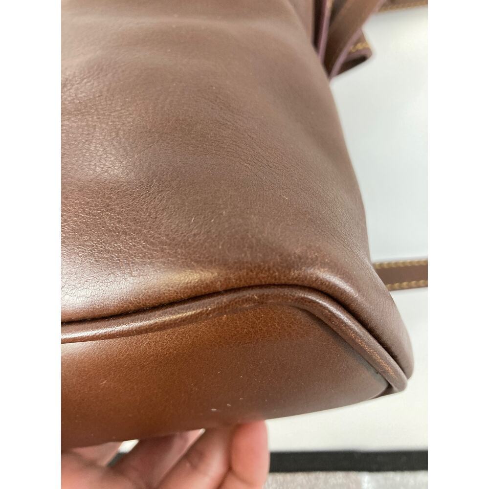 DOONEY & BOURKE MEDIUM BROWN SOFT LEATHER CROSSBODY BAG - Picture 11 of 16